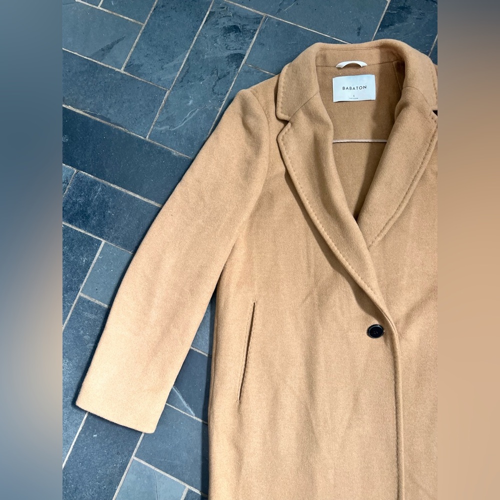 Aritzia Babaton tan camel wool coat size small - Picture 5 of 15
